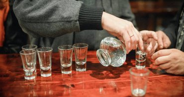 Даже умеренное употребление алкоголя повышает риск развития рака