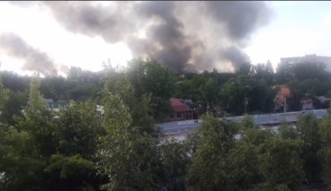 В Донецке взрывы: горит вокзал и железнодорожная инфраструктура