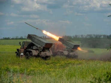 Росія обстріляла Миколаїв касетними снарядами: є постраждалі