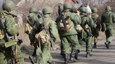 В “ЛДНР” роками розкрадали російські гроші на 70-тисячну армію: по факту було лише 10 тисяч