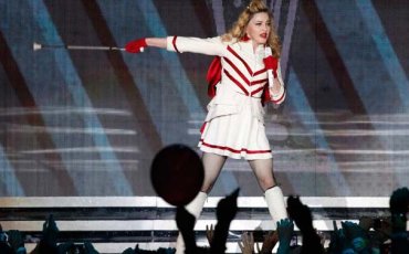 Вице-премьер России обматерил Мадонну после ее концерта в Москве
