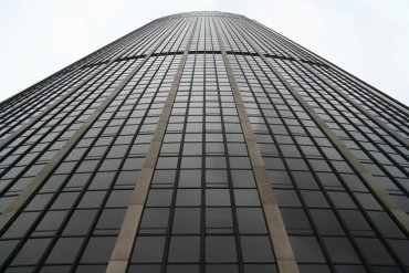 Строители небоскреба в Испании забыли про лифт