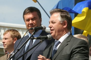 В 2015 году Янукович победит Симоненко и станет президентом