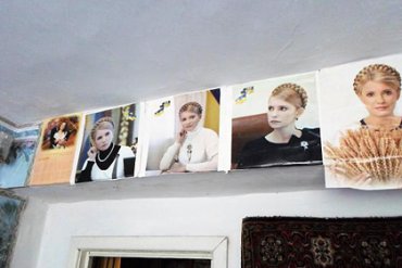 Пенсионерка из Днепропетровской области превратила свой дом в музей Тимошенко