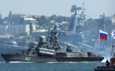 Черноморский флот из Севастополя «троллит» украинских таможенников