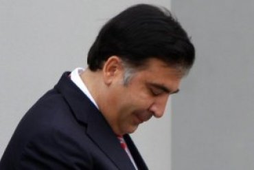 Суд в Грузии постановил взять Саакашвили под стражу