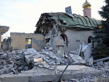 В Донецке от попадания снаряда сгорел храм УПЦ МП