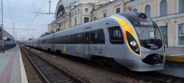 В скорых поездах Украины будет интернет с 1 сентября