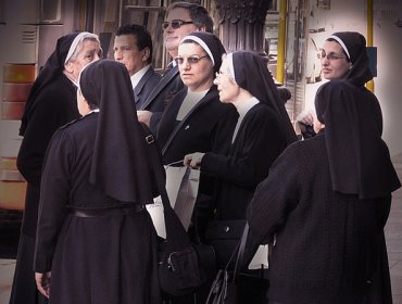 Новый закон в США вынуждает монахинь распространять контрацептивы