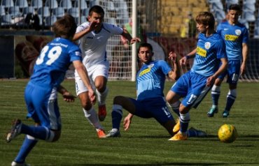 Первый матч чемпионата Крыма по футболу завершился ничьей