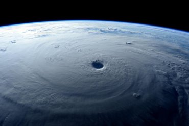 Часть России сегодня накроет мощный тайфун