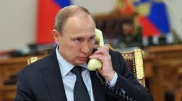 Путин, Олланд и Меркель поговорили по телефону об Украине