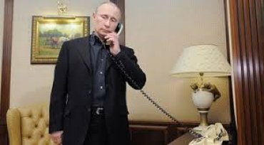 О чем говорили по телефону Меркель, Олланд и Путин