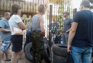 В Киеве произошли столкновения во время суда над бойцами «Торнадо»