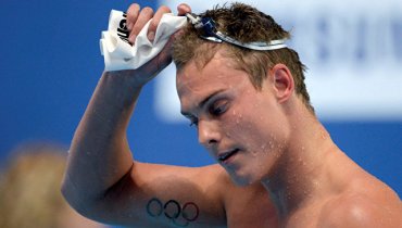 Российских пловцов освистали перед началом эстафеты на Олимпиаде
