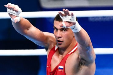 Болельщики освистали российского боксера после победы на Олимпиаде