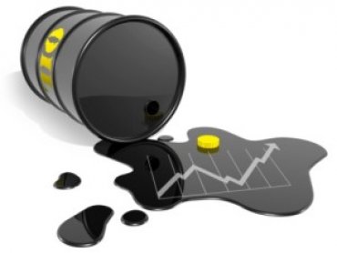 Нефть начала неделю со снижения