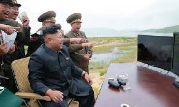 Ким Чен Ын лично запустил ракету