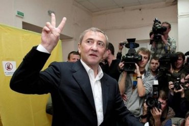 Черновецкий хочет стать депутатом парламента Грузии