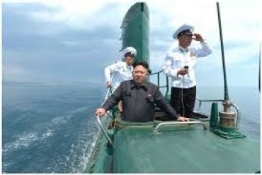 Ким Чен Ын запустил ракету с подводной лодки
