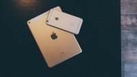 Apple озолотилась на новом доступном iPad