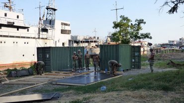 Военные США приступили к строительству базы ВМС в Украине