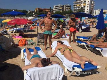 Ляшко с женщинами нежится на испанских пляжах