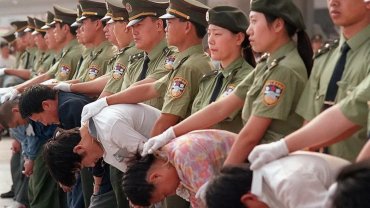 В Китае за расстреляли 10 тысяч коррупционеров