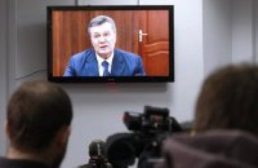 Адвокаты Януковича снова сорвали дебаты в суде