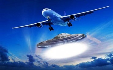 НЛО чуть не сбил самолет с российскими туристами над Турцией