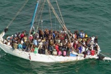Полторы тысячи беженцев утонули в Средиземном море с начала года