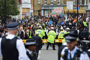 Лондонская полиция задержала 373 человека на карнавале