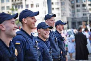 Нацгвардия начинает патрулировать улицы украинских городов