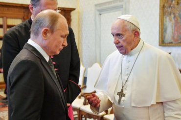 Папа Франциск не приедет  в Москву на празднование 75-летия Победы