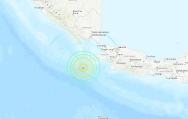 У побережья Индонезии произошло вновь мощное землетрясение