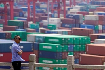 США назвали условия окончания торговой войны с Китаем