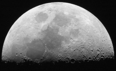 Ученые начали заселение Луны