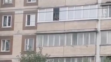 В Киеве мужчина устроил стрельбу с балкона