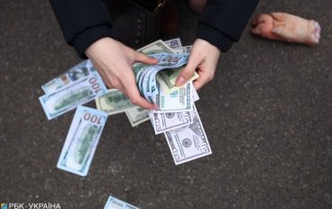 364 пенсии или 153 минималки: в сети рассказали об огромной зарплате главы Укрзализныци