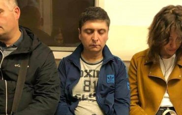 В метро Киева нашли двойника Зеленского