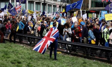 Только треть британцев выступает за «жесткий» Brexit