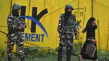 Более 2300 человек были задержаны в Кашмире за время изоляции региона