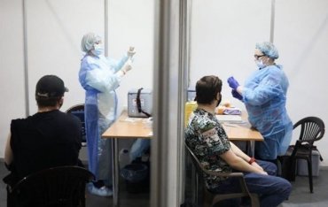 В Украине за сутки сделали 162 тысячи прививок
