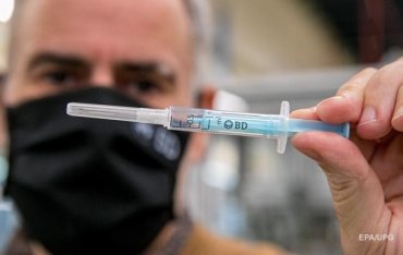 Ученые обнаружили новый риск от вакцины Pfizer