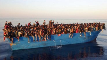 В Средиземном море спасли рекордное количество мигрантов