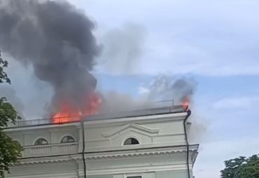 У Донецьку палає залізничний вокзал. Відео
