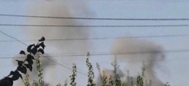 В Мелітополі пролунало чотири потужних вибухи: над містом дим