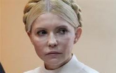 Тимошенко просит мир не поддерживать «диктатора» Януковича