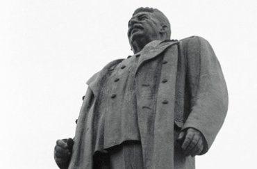 В Грузии открыли памятник Сталину