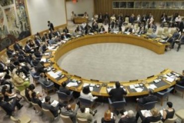 Совбез ООН впервые принял резолюцию по Сирии
